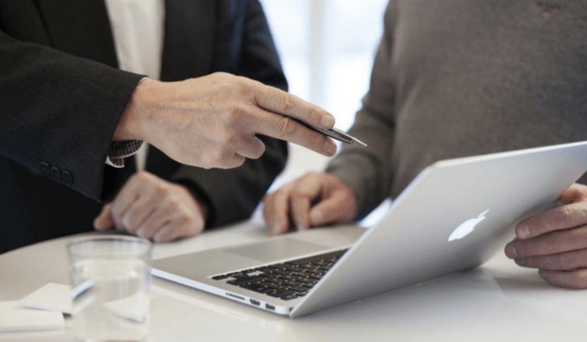 If you're seeking to hire an E-commerce consultant this recruitment agency in Qatar can be contacted.
